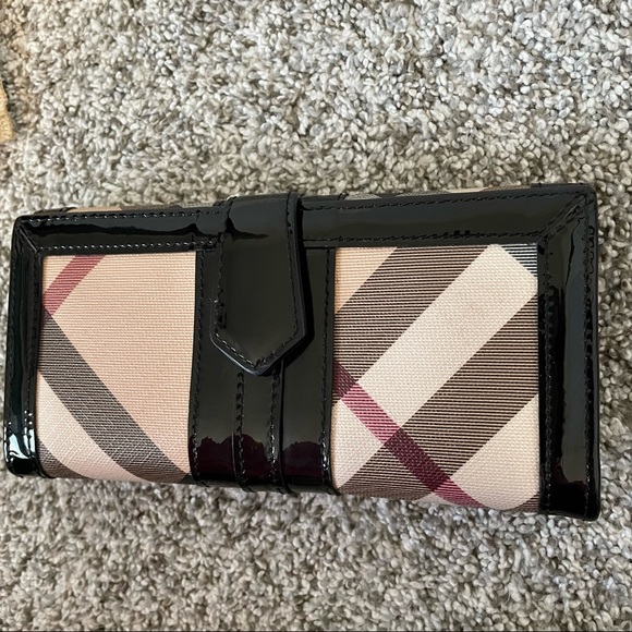 Burberry Nova Check Wallet ❤️ - Picture 2 of 6